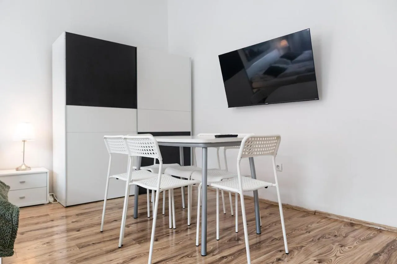 Affordable 2Br Apt- Connected To The Whole City 维也纳 0*,  奥地利